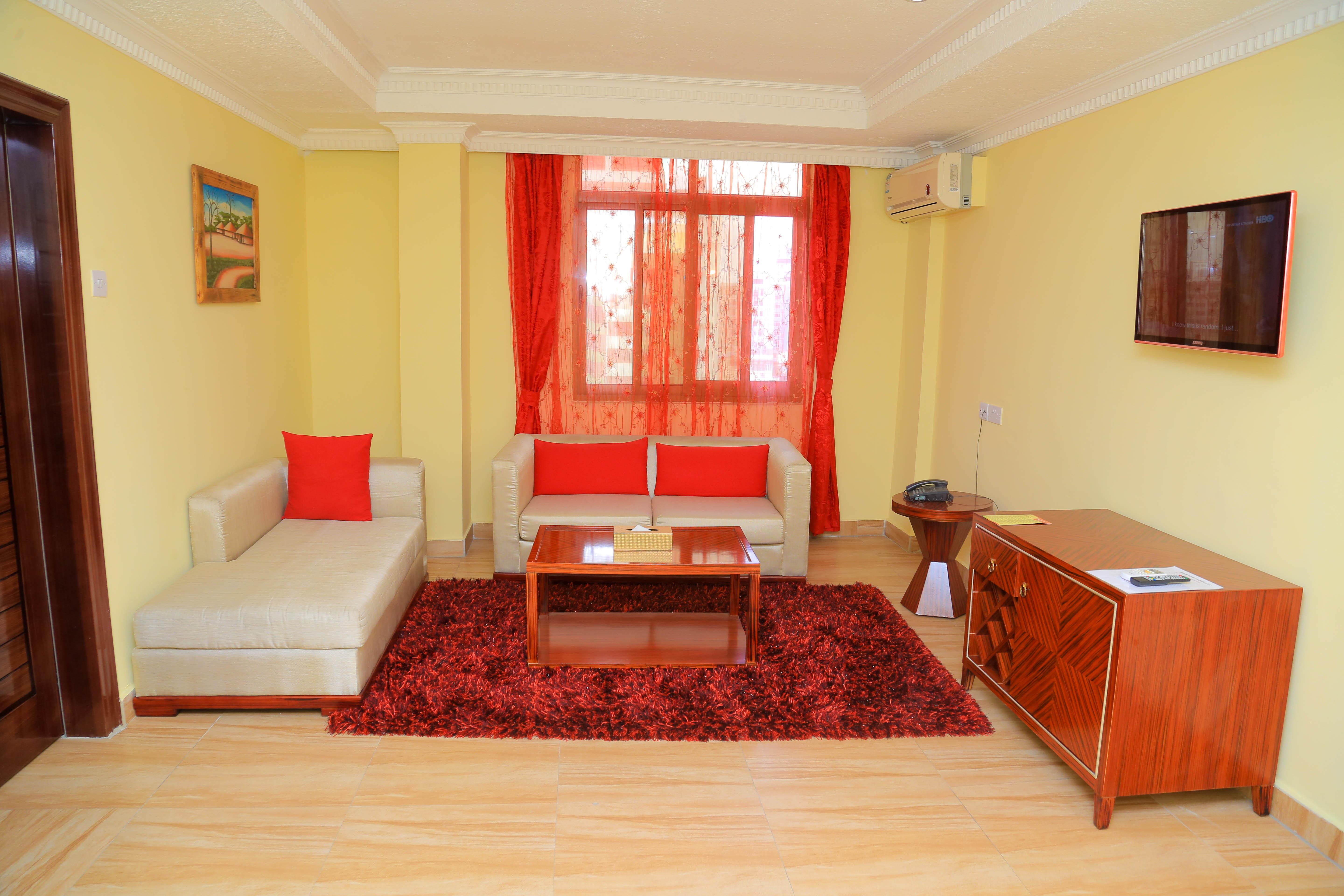 Tiffany Diamond Hotels Ltd - Indira Gandhi Street Дар-эс-Саламе Экстерьер фото