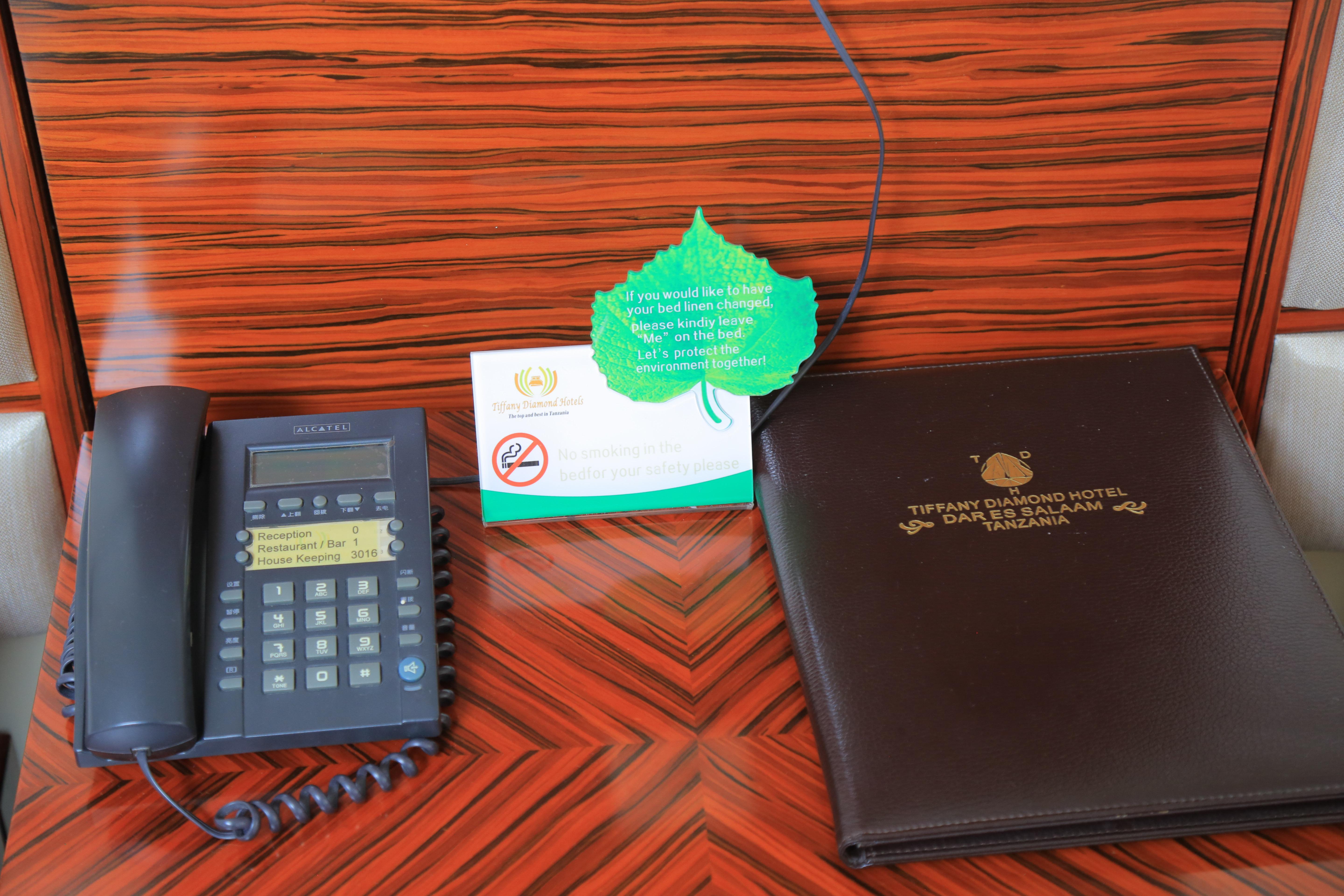 Tiffany Diamond Hotels Ltd - Indira Gandhi Street Дар-эс-Саламе Экстерьер фото