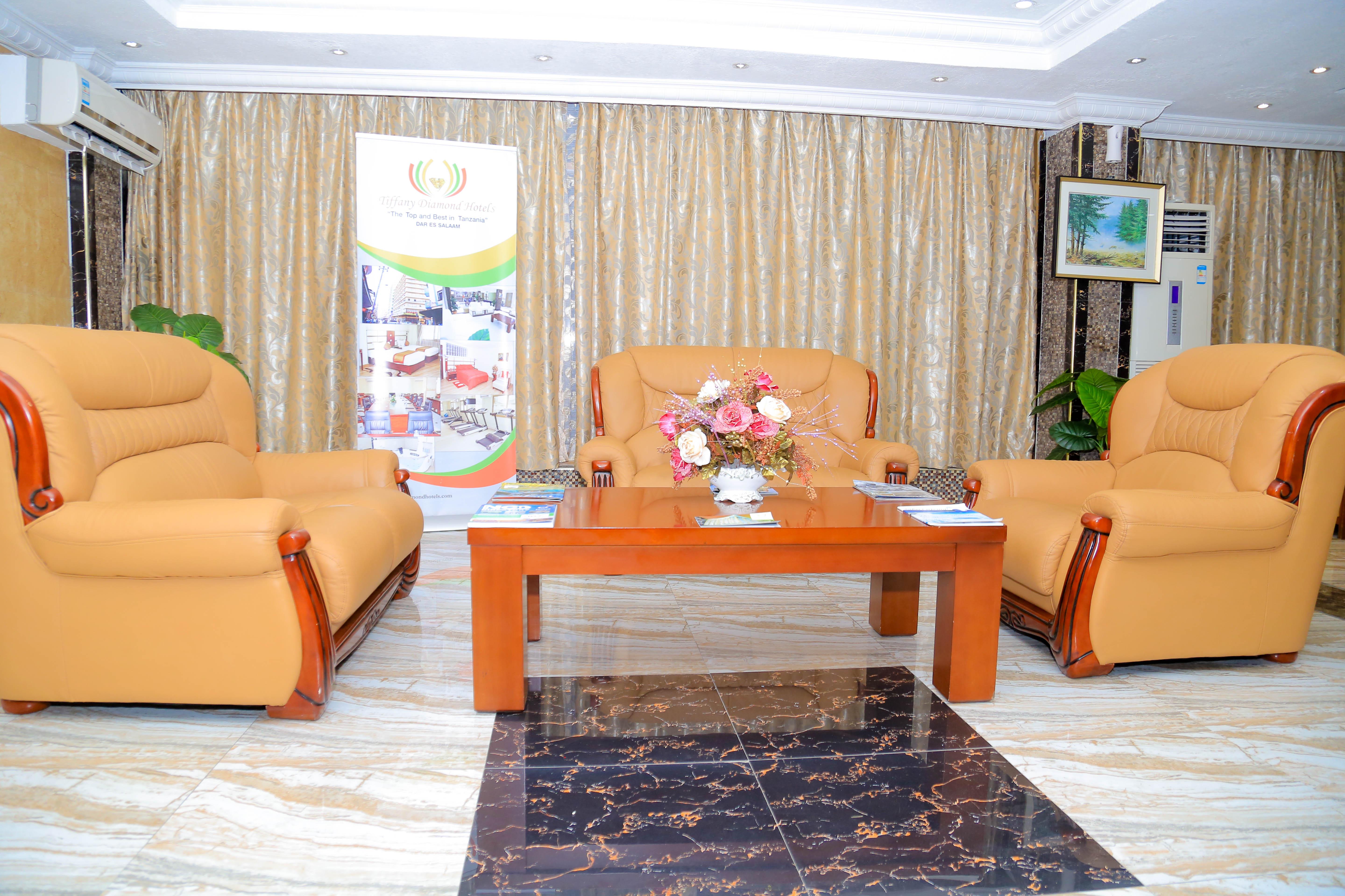 Tiffany Diamond Hotels Ltd - Indira Gandhi Street Дар-эс-Саламе Экстерьер фото