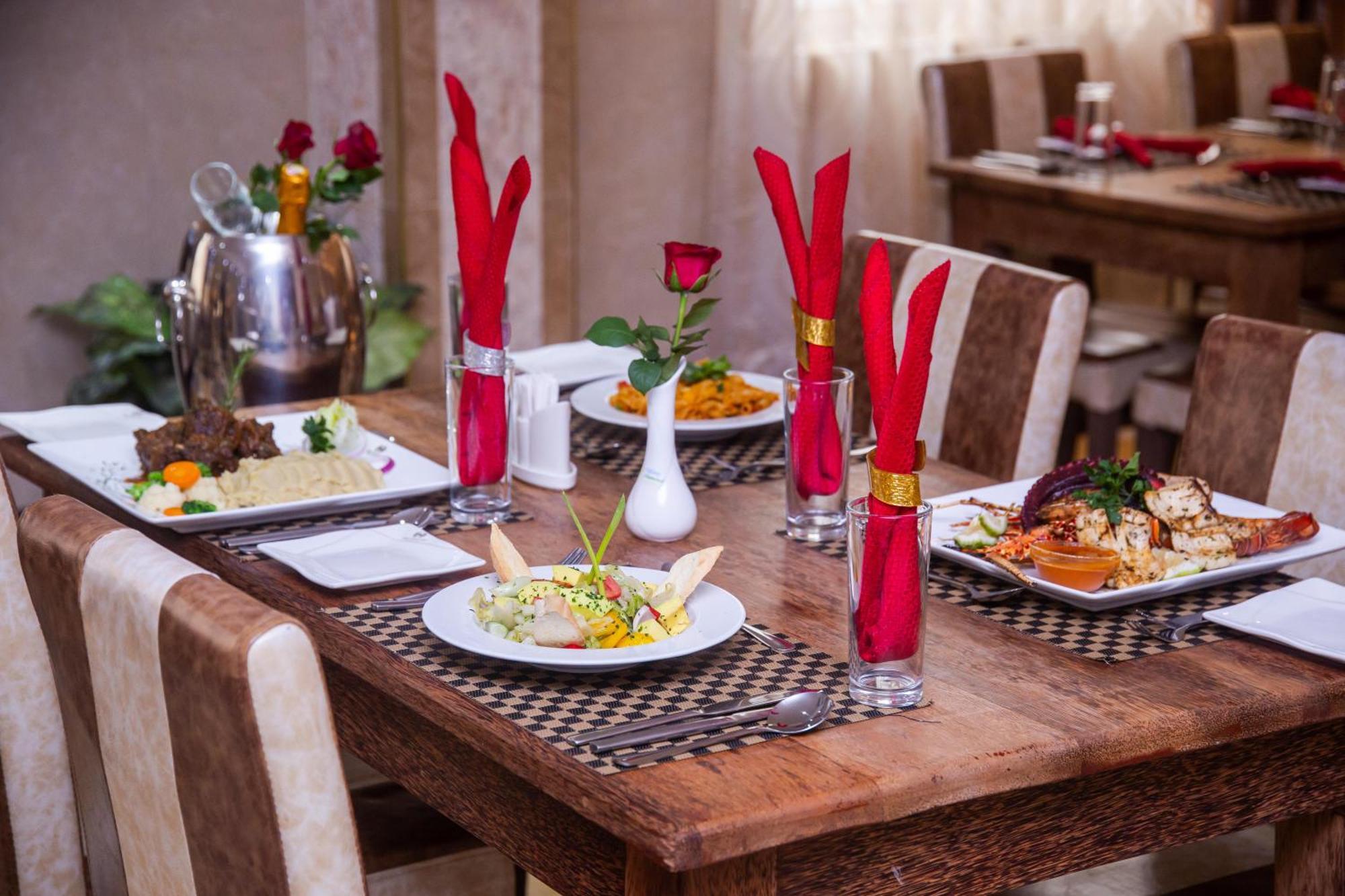 Tiffany Diamond Hotels Ltd - Indira Gandhi Street Дар-эс-Саламе Экстерьер фото